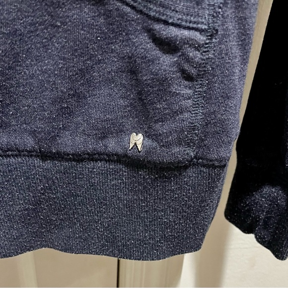 Victoria’s Secret sweatshirt with hoodie and gold sequins - Picture 4 of 16